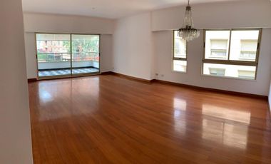 DEPTO  4 AMBIENTES SIN MUEBLES CON COCHERA Y BAULERA