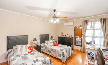 Casa Barrio Naon - Mataderos - 2 dormitorios - Cochera - APTO CREDITO