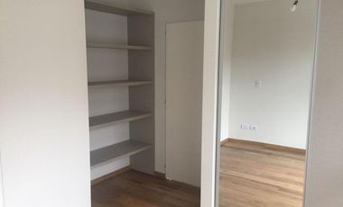 Departamento con cochera - La Lucila