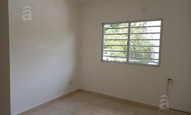 Alquiler en Villa Ballester- Dos Ambientes con Cochera-Muy luminoso.