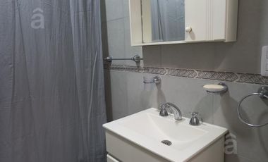 Alquiler en Villa Ballester- Dos Ambientes con Cochera-Muy luminoso.