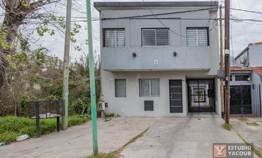 PH en venta - 4 Dormitorios 3 Baños - Cochera - 180Mts2 - San Carlos, La Plata