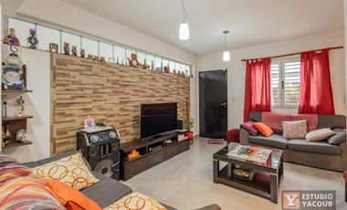 PH en venta - 4 Dormitorios 3 Baños - Cochera - 180Mts2 - San Carlos, La Plata
