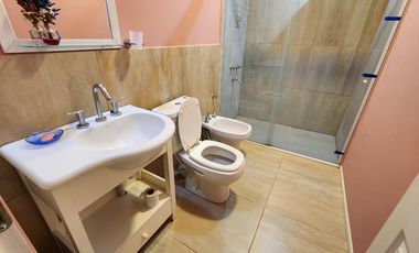 Casa en venta - 4 Dormitorios 2 Baños - Cocheras - 1000Mts2 - Residencial I