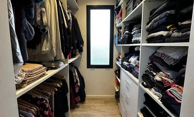 Casa en venta - 4 Dormitorios 2 Baños - Pilar