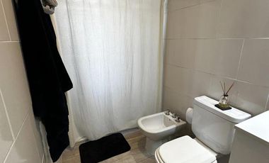 Casa en venta - 4 Dormitorios 2 Baños - Pilar