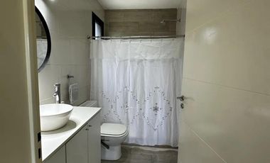 Casa en venta - 4 Dormitorios 2 Baños - Pilar