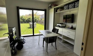 Casa en venta - 4 Dormitorios 2 Baños - Pilar