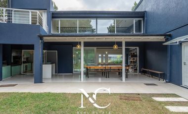 Casa en Venta en Costa Esmeralda con fondo libre