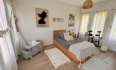 Casa con inmejorable vista al lago