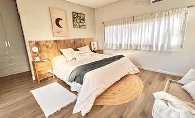 Casa con inmejorable vista al lago