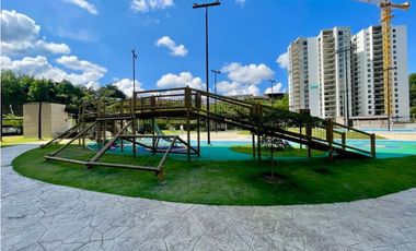 VENTA APARTAMENTO 130M2 PISO 15, 3 PARQUEADEROS EN CERRITOS PEREIRA