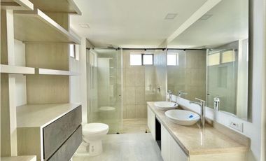 VENTA APARTAMENTO 130M2 PISO 15, 3 PARQUEADEROS EN CERRITOS PEREIRA