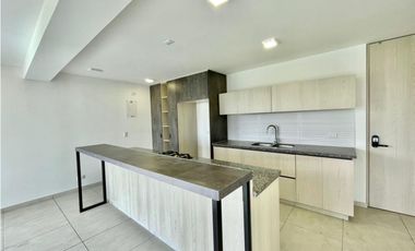 VENTA APARTAMENTO 130M2 PISO 15, 3 PARQUEADEROS EN CERRITOS PEREIRA