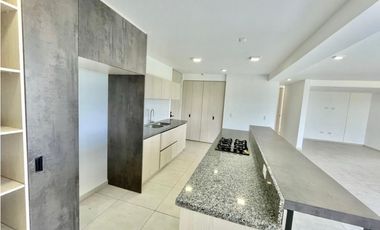 VENTA APARTAMENTO 130M2 PISO 15, 3 PARQUEADEROS EN CERRITOS PEREIRA