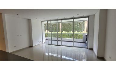 [J-C] APARTAMENTO PARA LA VENTA EN CRISTALES -OESTE. CALI