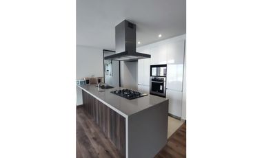 APARTAMENTO DÚPLEX EN VENTA EN LA FELICIDAD