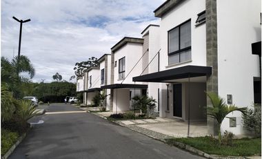 ALQUILER TOWN HOUSE CAMPESTRE SECTOR EL CAIMO - ARMENIA