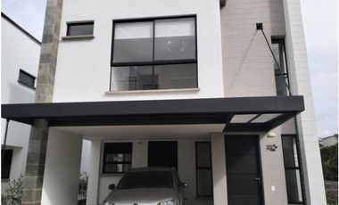 ALQUILER TOWN HOUSE CAMPESTRE SECTOR EL CAIMO - ARMENIA