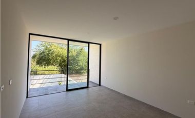 TEQUES CASA EN VENTA CON VISTA AL LAGO “27