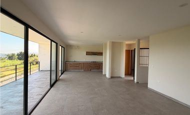 TEQUES CASA EN VENTA CON VISTA AL LAGO “27