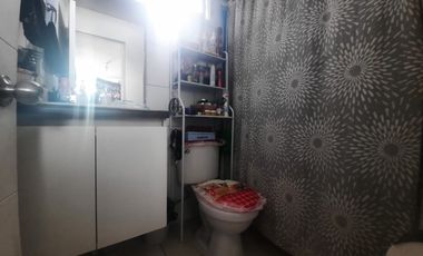 Grace Kelm Vende Depto de  dorm 2 baños sobre mapocho santiago centro