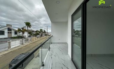 DEPARTAMENTO DE DOS DORMITORIOS EN BARBASQUILLO, MANTA EN 125 MIL