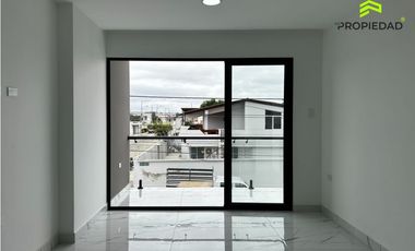 DEPARTAMENTO DE DOS DORMITORIOS EN BARBASQUILLO, MANTA EN 125 MIL