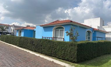 VENTA DE CASA EN FRACCIONAMIENTO RANCHO EL MESÓN EN CALIMAYA