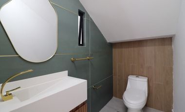 LOMAS DEL SOL, Casa en VENTA con recamara en PLANTA BAJA y sala de TV