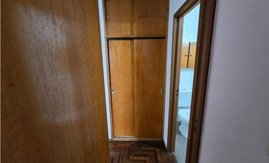 AMPLIO DPTO 1 DORM - BALCÓN EXTERNO - BV CHACABUCO Nº 480 - NVA CBA