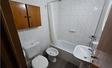 AMPLIO DPTO 1 DORM - BALCÓN EXTERNO - BV CHACABUCO Nº 480 - NVA CBA