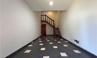 ALQUILER 24 MESES CHALET 4 AMB BARRIO LOS PINARES