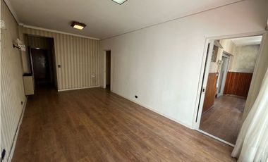 Departamento Semipiso 3 Ambientes con dependencia-La Perla