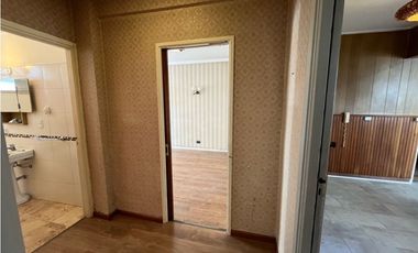 Departamento Semipiso 3 Ambientes con dependencia-La Perla