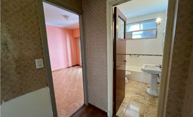 Departamento Semipiso 3 Ambientes con dependencia-La Perla