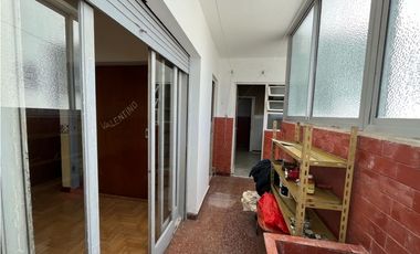 Departamento Semipiso 3 Ambientes con dependencia-La Perla