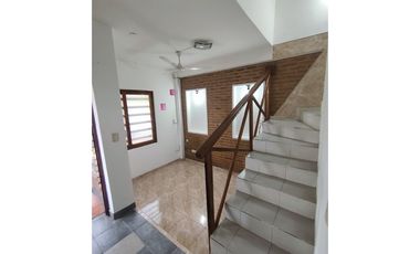DUPLEX SOBRE URQUIZA CASI LAVALLE