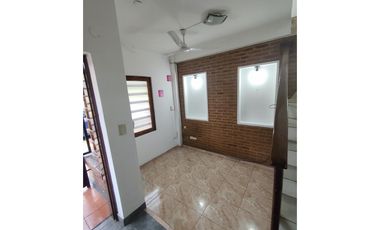 DUPLEX SOBRE URQUIZA CASI LAVALLE