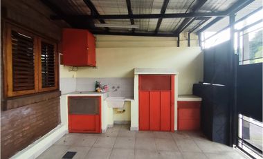 DUPLEX SOBRE URQUIZA CASI LAVALLE