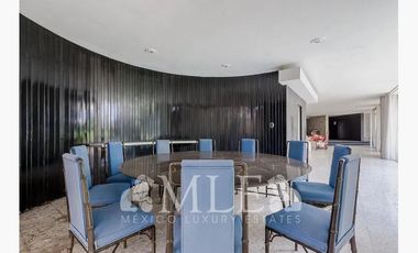 Casa en Club de Golf.