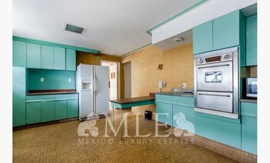 Casa en Club de Golf.