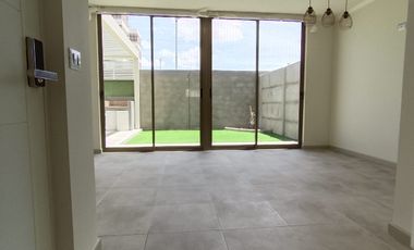 Av. Circunvalación 1 (1 Est ) [2643-7]