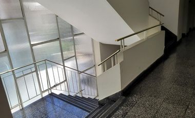 Lado Metro Pedro de Valdivia y Manuel Montt
