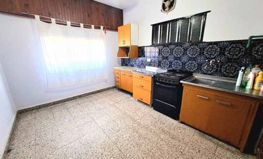 Casa PH en alquiler en Ituzaingo Norte