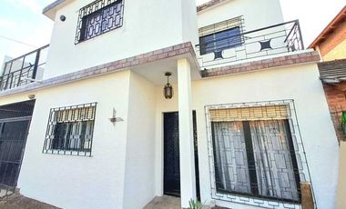 Casa PH en alquiler en Ituzaingo Norte