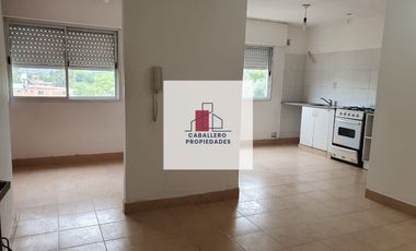 Departamento en alquiler c/ cochera en San Martín
