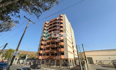 DEPARTAMENTO EN VENTA - 3 dormitorios - ZONA MONUMENTO 20 DE FEBRERO
