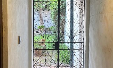 Casa en alquiler de 4 dormitorios c/ cochera en San Isidro Catedral