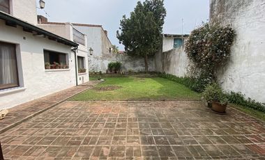 Casa en alquiler de 4 dormitorios c/ cochera en San Isidro Catedral